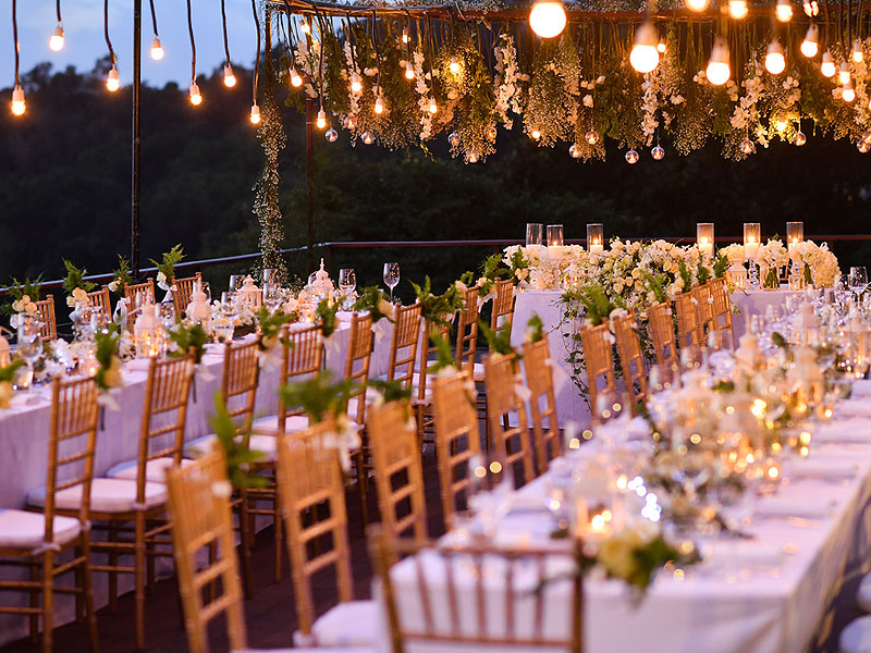 chiavari chairs